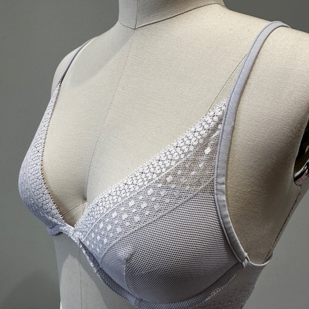 La Senza - Light Lavender Lace Trim Underwire Bra - Women Intimates & Sleepwear